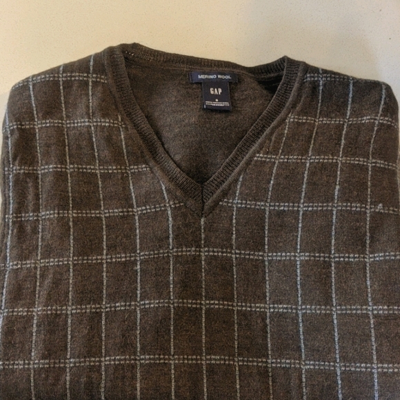 GAP Other - 3/$33 - male cut - Straight Brown Blue Sq. Merino Wool Sweater